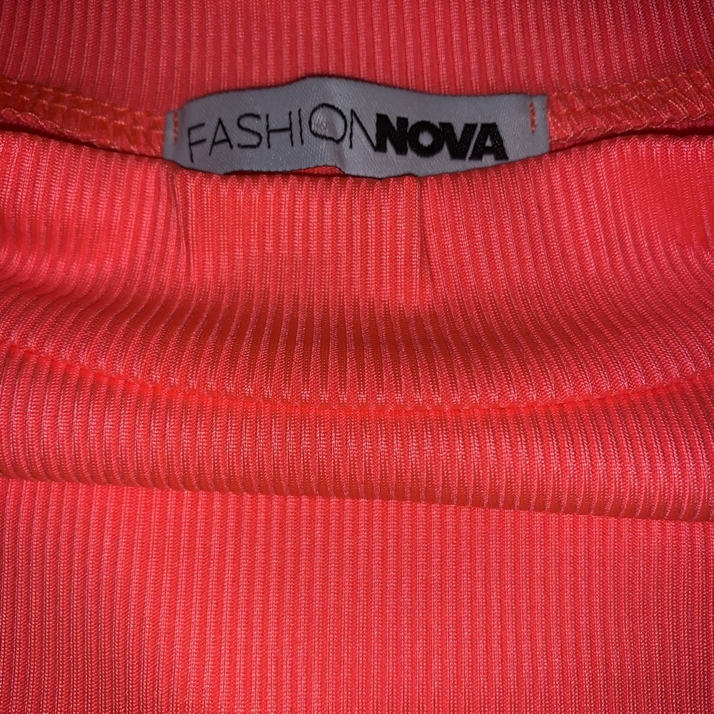 FN Top - Picture 3 of 4